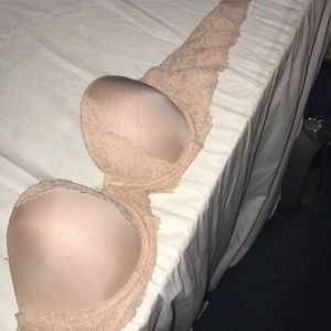 Victoria secert bombshell strapless bra 32B